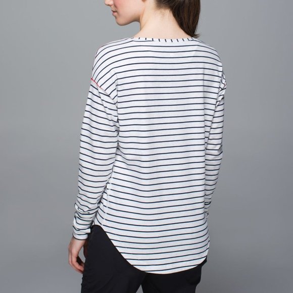 Lululemon Weekend Long Sleeve Shirt Navy Stripe Red Stitching Size 8 - Picture 2 of 10
